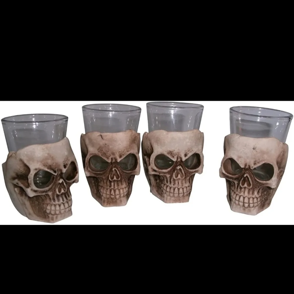 4pc Set Halloween 3D Skull Shot Glass Shooters Day of the Dead Skeleton New